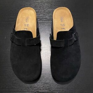 Birkenstock Black Boston Clogs
